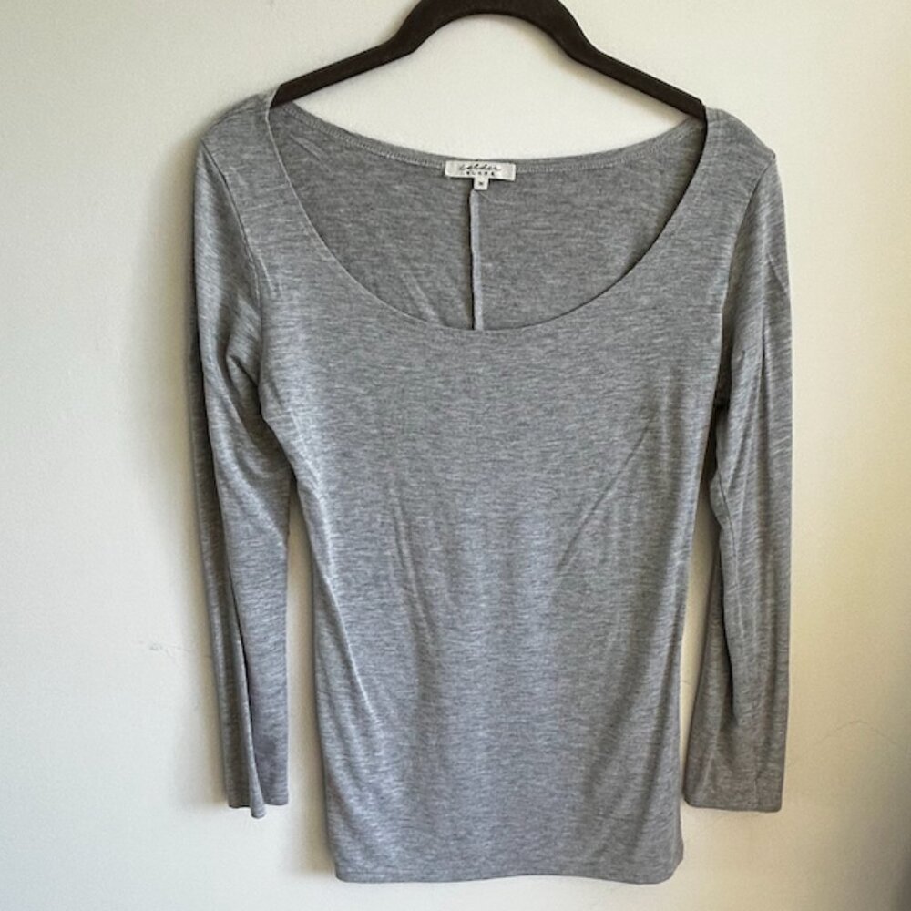 Calder Blake Gray Long Sleeve Scoop Neck Top